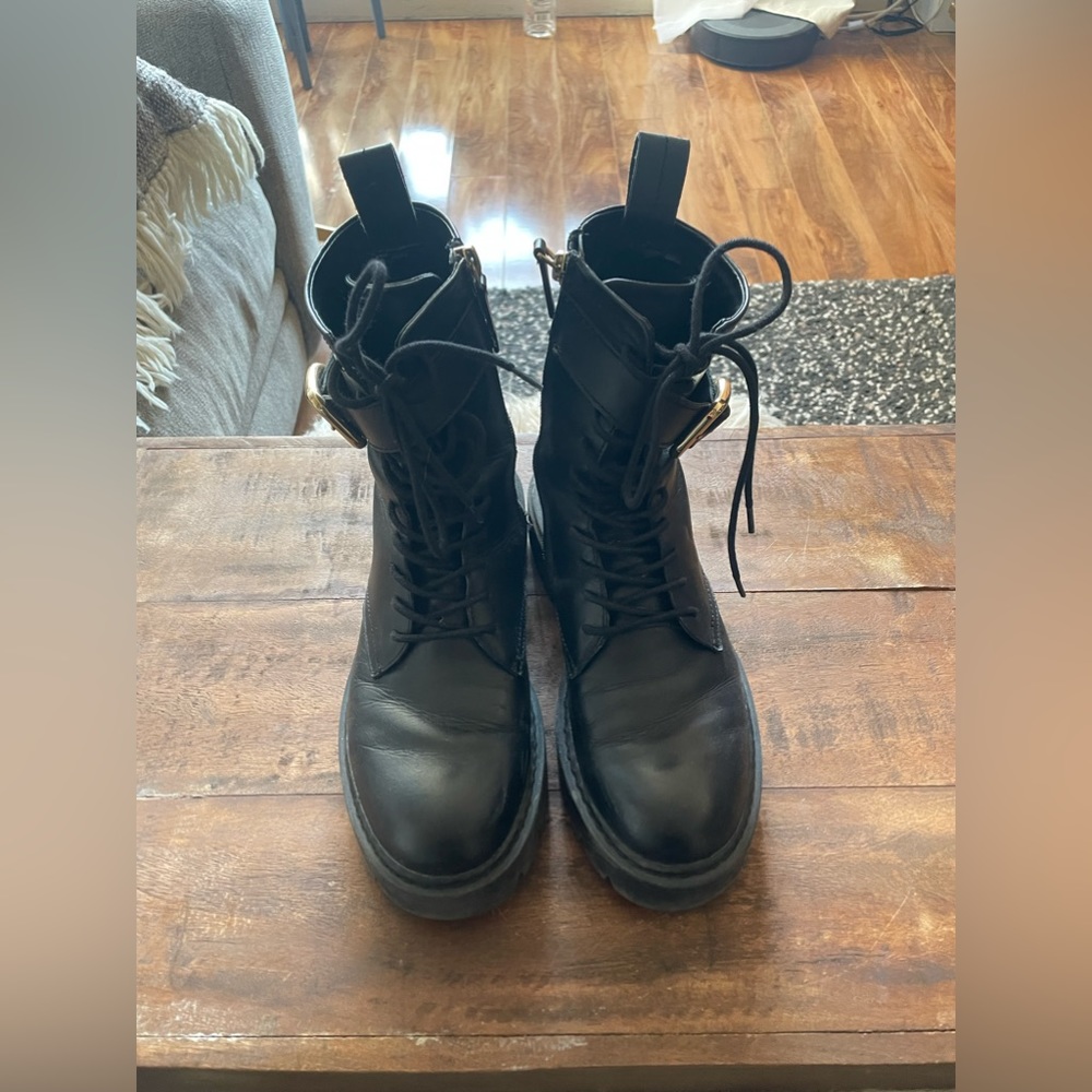 Size 39 Boot Bundle - image 5